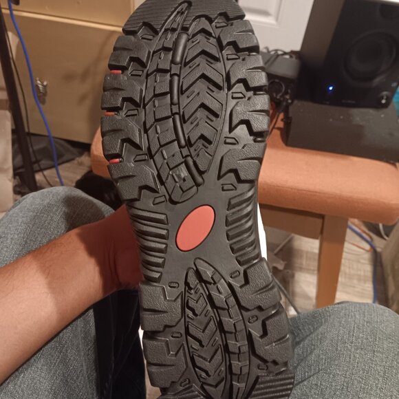 Fly land shoes main image 16